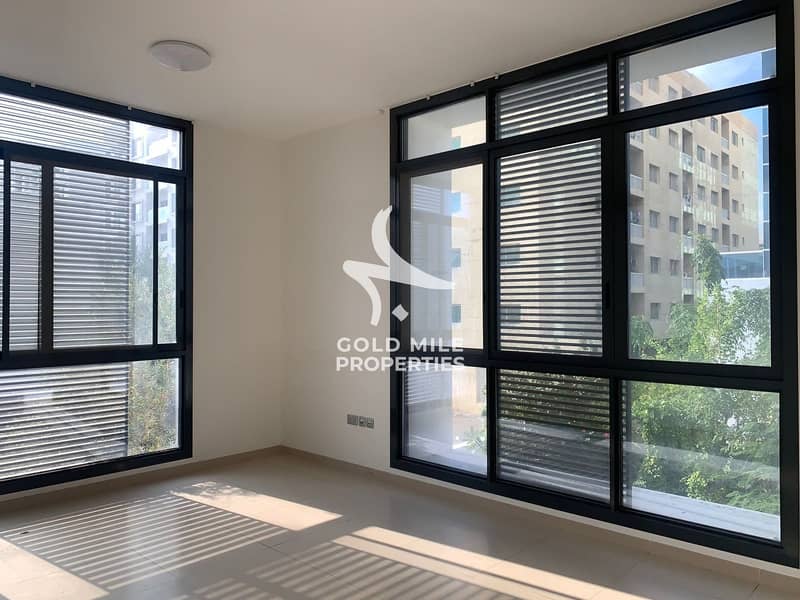 4 BED ROOM VILLA || PRIME LOCATION || MODERN AND STYLISH ||  NEAR MALL OF EMIRATES