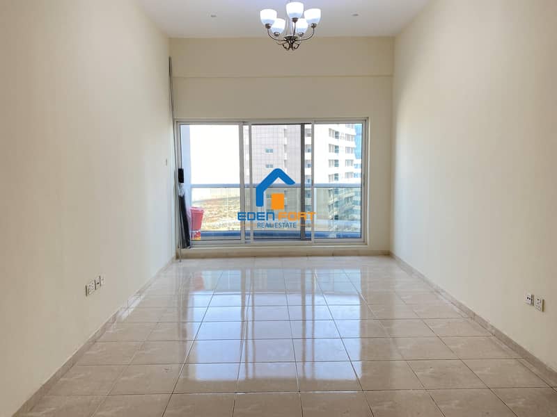 Closed Kitchen Unfurnished 2 Bedroom Apartment For Rent