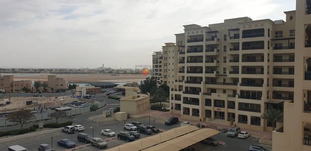 3 Bedroom Flat for Rent in Al Hamra Village, Ras Al Khaimah - Lagoon and Partial Marina View - Spacious Unit