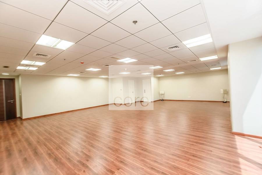 3 Fitted Office I Low Floor I Freezone Lic