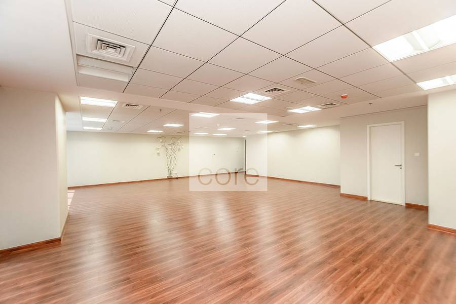 6 Fitted Office I Low Floor I Freezone Lic