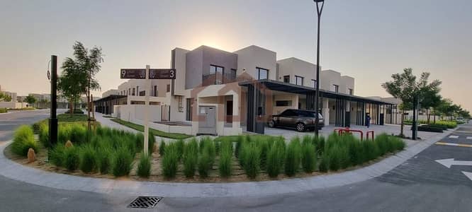 4 Bedroom Villa for Sale in Dubai South, Dubai - Near to Pool and Park | Brand New | Corner Unit