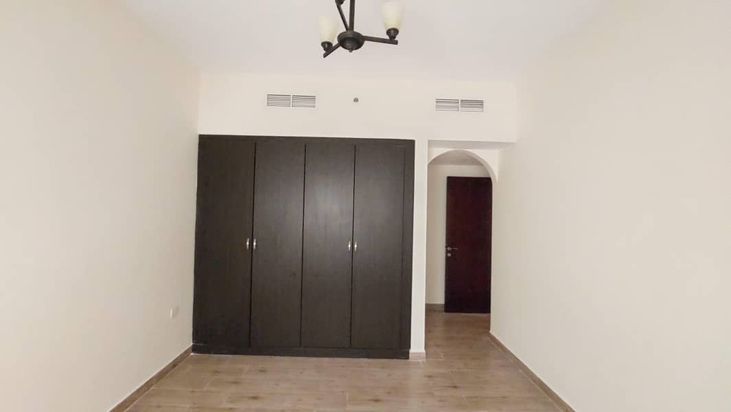 BIGGEST APARTMENT WITH BIG WARDROBES COVERD PARKING NO DEPOSIT
