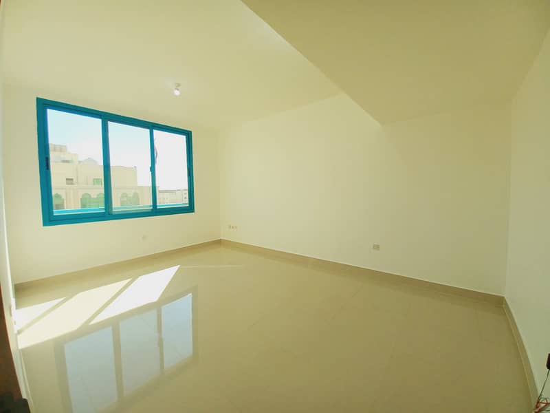 Fantastic offer 2 Bedroom Hall apartment available with wadroobs and central ac for 48k