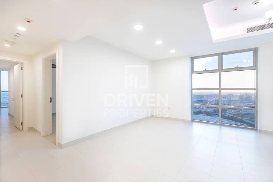 Well Maintained | Burj View | Chiller Free Apt
