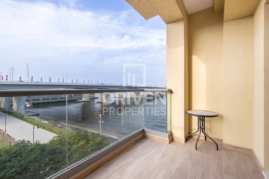 Huge Luxurious Apt w/ Amazing Creek View