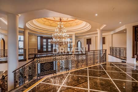 8 Bedroom Villa for Sale in Emirates Hills, Dubai - Elegant Spacious Mansion with Golf View