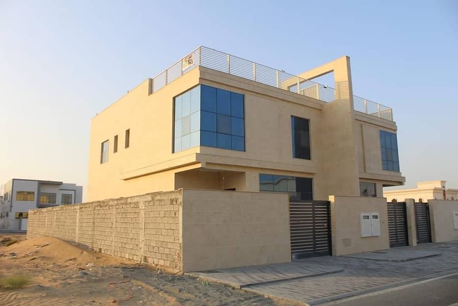For sale two villas on one land in Sharjah, a new Al Hoshi area, the first inhabitant