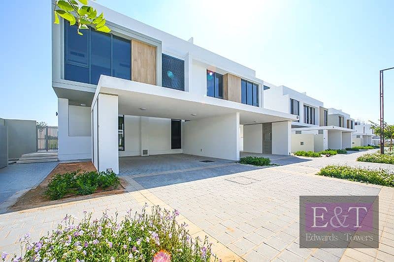 Single Row 3 Bedroom Villa | Motivated Seller Single Row 3 Bedroom Villa | Motivated Seller