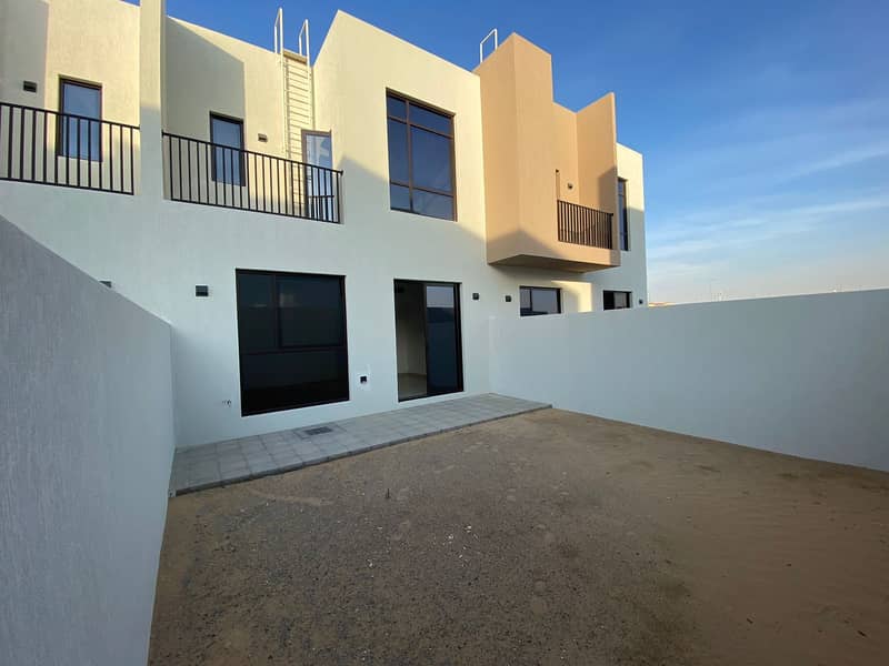 Brand New l Luxury l 2 Bedroom l Townhouse For Rent In Just 65k