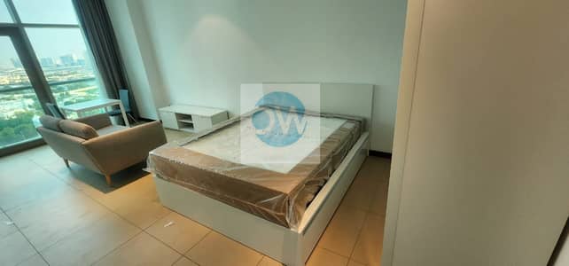 Studio for Rent in DIFC, Dubai - fully refurbished with brand new furniture and bathroom fittings