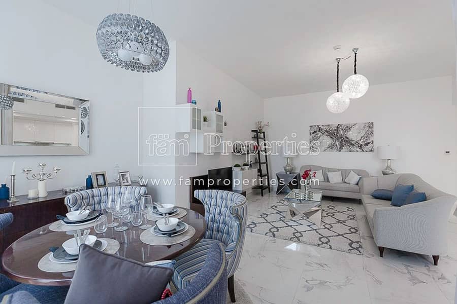 Lovely canal view, High floor, Sought after layout Lovely canal view, High floor, Sought after layout