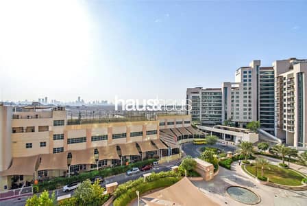 1 Bedroom Flat for Rent in The Views, Dubai - Exclusive | Vacant | Large Balcony | Unfurnished