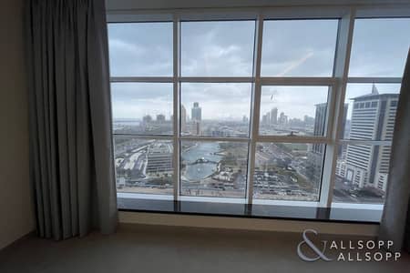 2 Bedroom Flat for Sale in Dubai Marina, Dubai - Marina Arcade | Sea Views | Two Bedroom