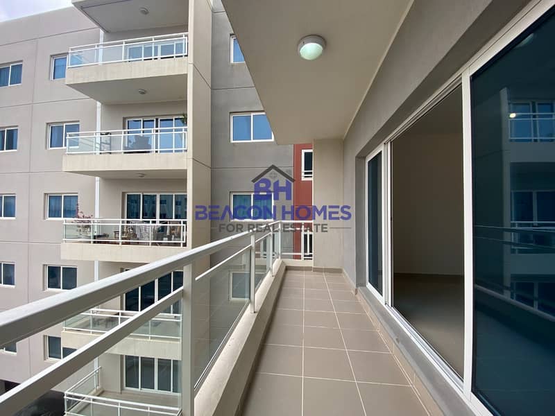 Hot deal |Spacious  APT| With Balcony