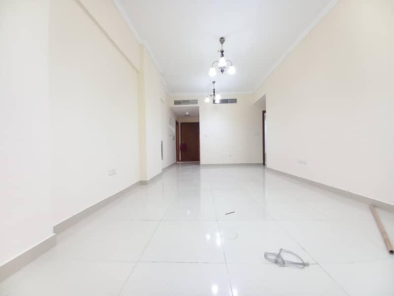 45 DAYS FREE SPACIOUS 2BHK WITH BALCONY WARDROBS AND COVERED PARKING FREE