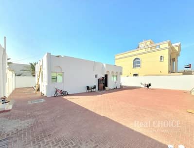 5 Bedroom Villa for Sale in Al Quoz, Dubai - Spacious 5Br villa with big plot | Price negotiable