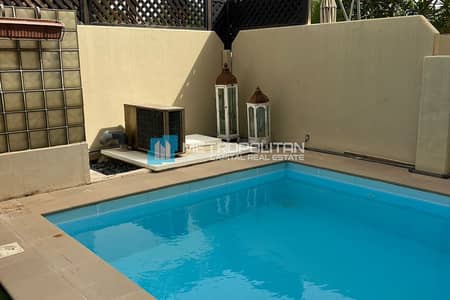 5 Bedroom Villa for Sale in Al Reef, Abu Dhabi - Single Row |  Corner | Upgraded Villa | Rented