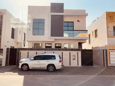 5 Bedroom Villa for Sale in Al Yasmeen, Ajman - Super deluxe finishing villa, raw materials and guarantees on the villa, without down payment.