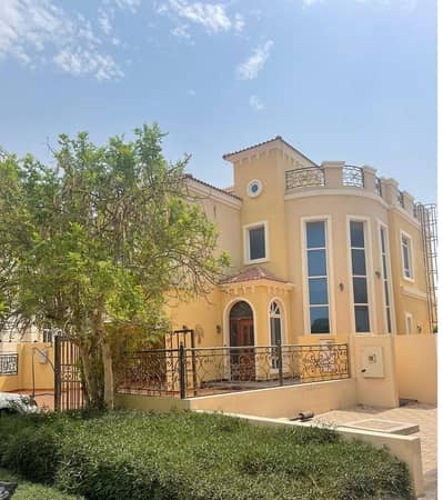 5 Bedroom Villa for Rent in The Villa, Dubai - 5BR Custom Made | Large open plan kitchen with Private Swimming Pool