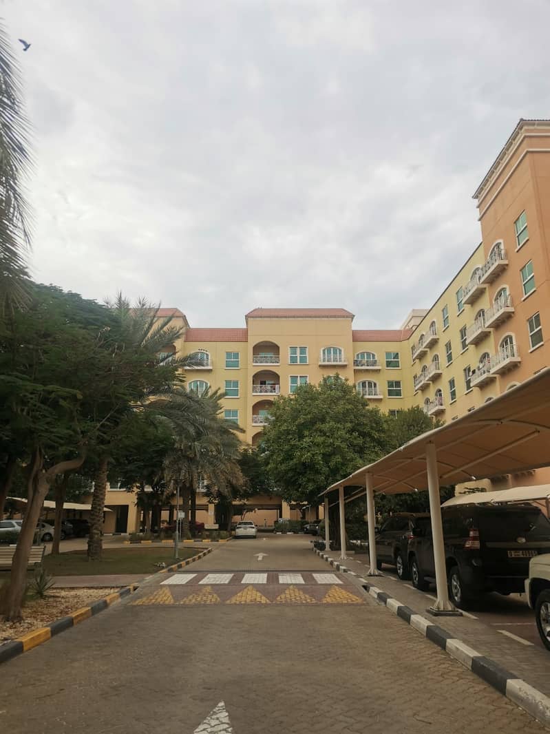 位于迪拜投资园区（DIP），2期，瑞塔吉（综合住宅区），瑞塔吉H座 2 卧室的公寓 780000 AED - 6796401