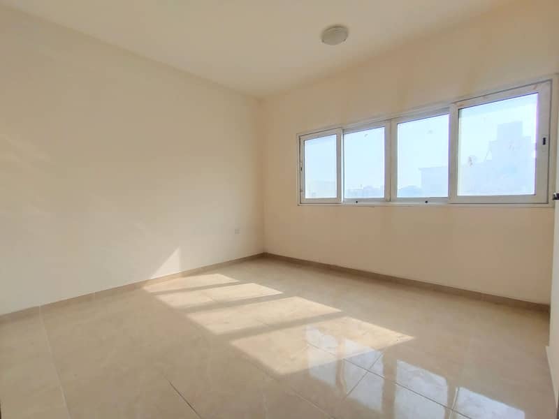 END OF THE MONTH OFFER LAVISH APARTMENT 1BHK WITH BEAUTIFUL KITCHEN IN MUWILAH SHARJAH