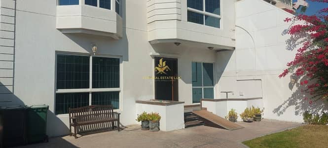 Villa for Rent in Umm Suqeim, Dubai - COMMERCIAL VILLA | BEST FOR THE SALON | CLINIC |