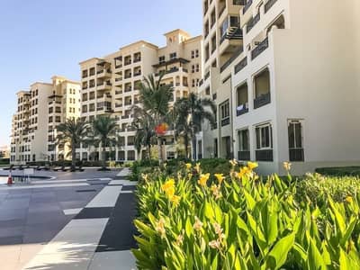 2 Bedroom Flat for Rent in Al Hamra Village, Ras Al Khaimah - Huge Terrace - Fully Furnished - Good investment