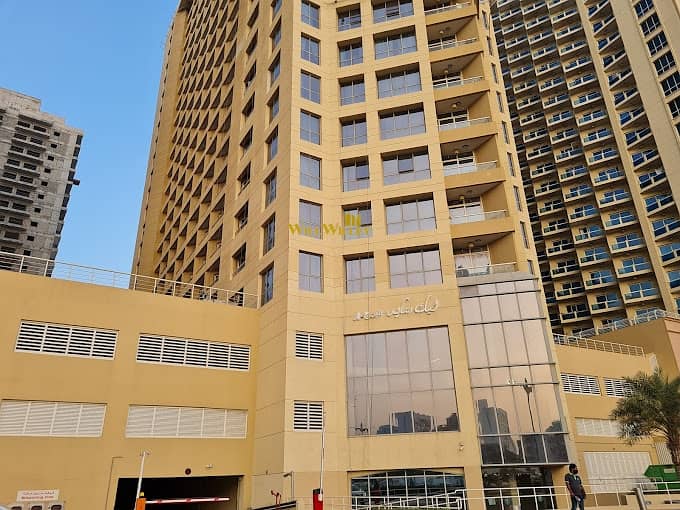 Spacious Unfurnished Studio With Pool View Spacious Unfurnished Studio With Pool View