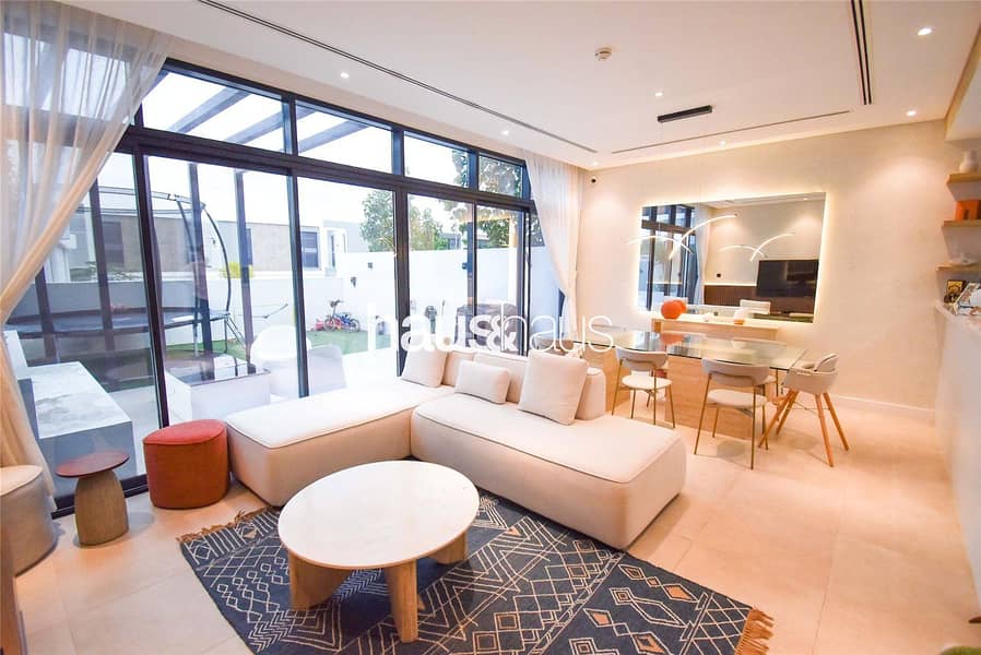 تاون هاوس في جميرا لاكشري،عقارات جميرا للجولف 3 غرف 3950000 درهم - 6800209 تاون هاوس في جميرا لاكشري،عقارات جميرا للجولف 3 غرف 3950000 درهم - 6800209