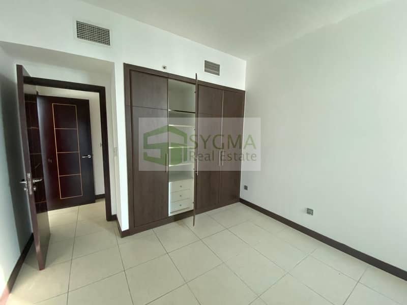 Lake View | Well Maintained | 2BHK Near Metro