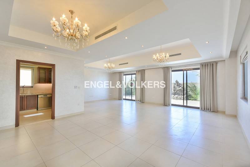 Upgraded Type 4 Villa | Well Maintained