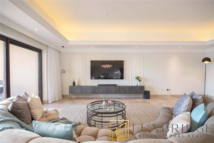 Fully Furnished | Upgraded | Sea View