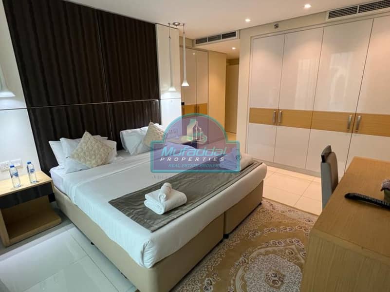 5 King Size Luxury Bedroom
