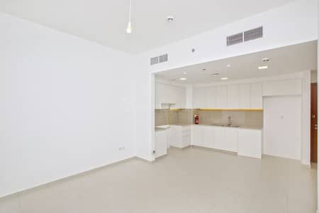 فلیٹ 2 غرفة نوم للبيع في تاون سكوير، دبي - شقة في شقق زهرة 1B شقق زهرة تاون سكوير 2 غرف 775000 درهم - 6795083