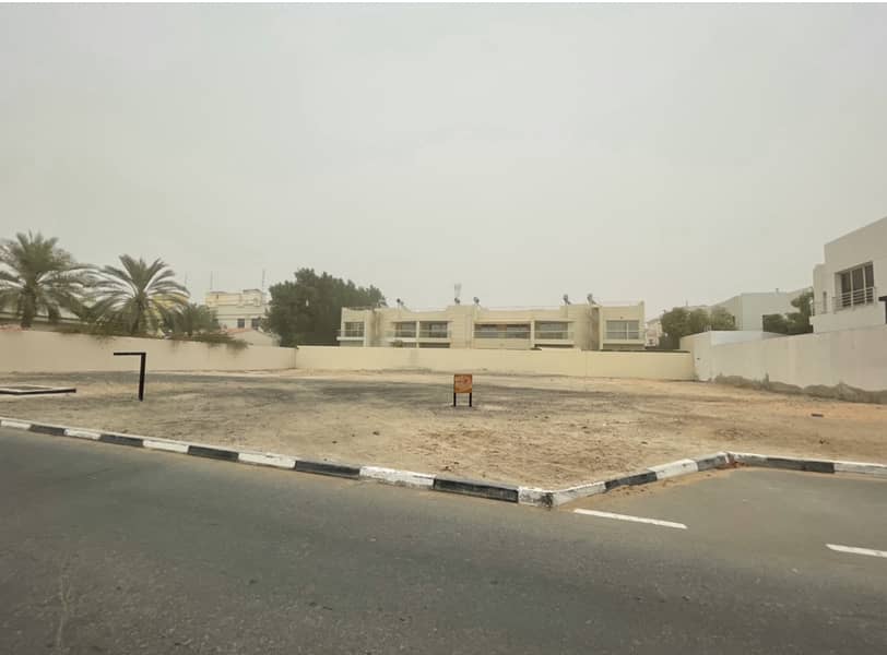 land for sale in al Garhoud