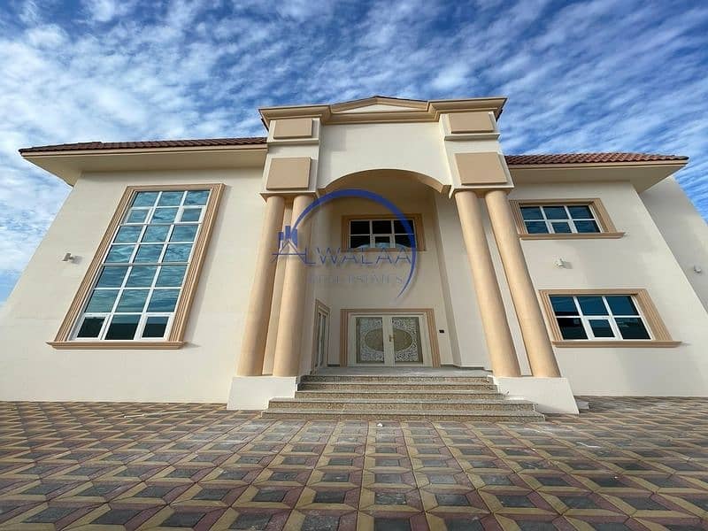 For annual rent a large and beautiful villa in Zakher, Al Ain