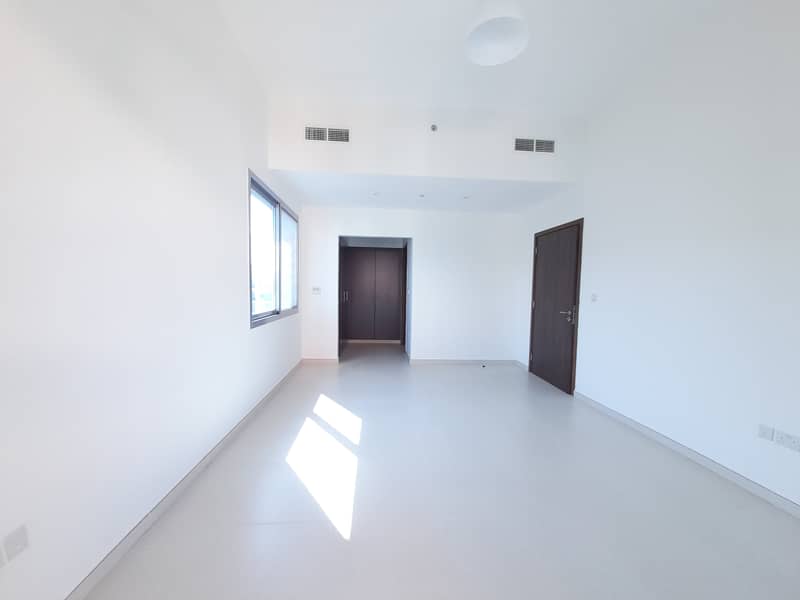 Excellent Brand New 3Bed Rooms Apartment with 12 payments just 75k in wasl green park Dubai