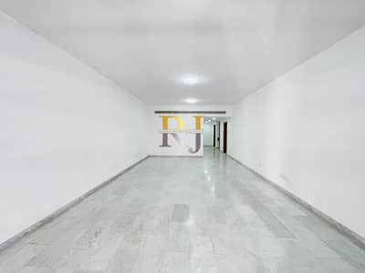 شقة 4 غرف نوم للايجار في بر دبي، دبي - شقة في بناية المنخول المنخول بر دبي 4 غرف 110000 درهم - 6804694