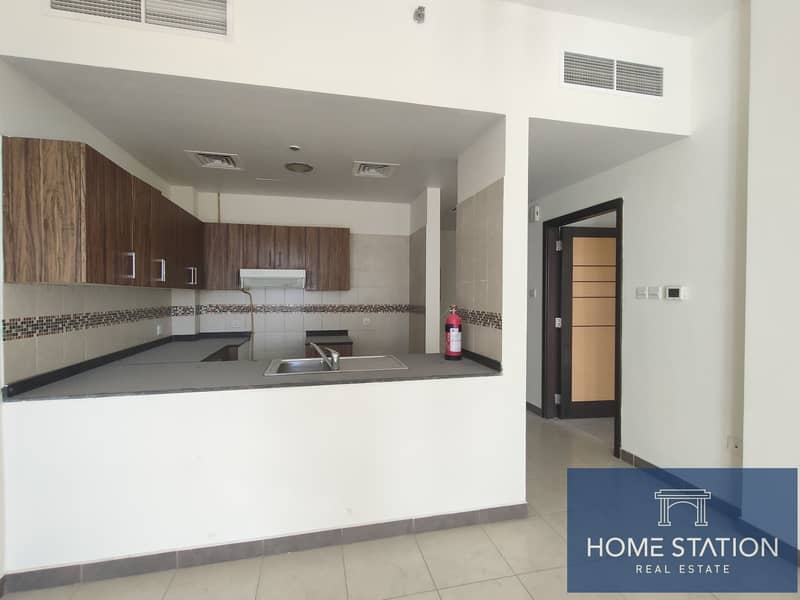 BRIGHT AND LARGE SPACIOUS 1 BEDROOM IN ALWARSAN 1