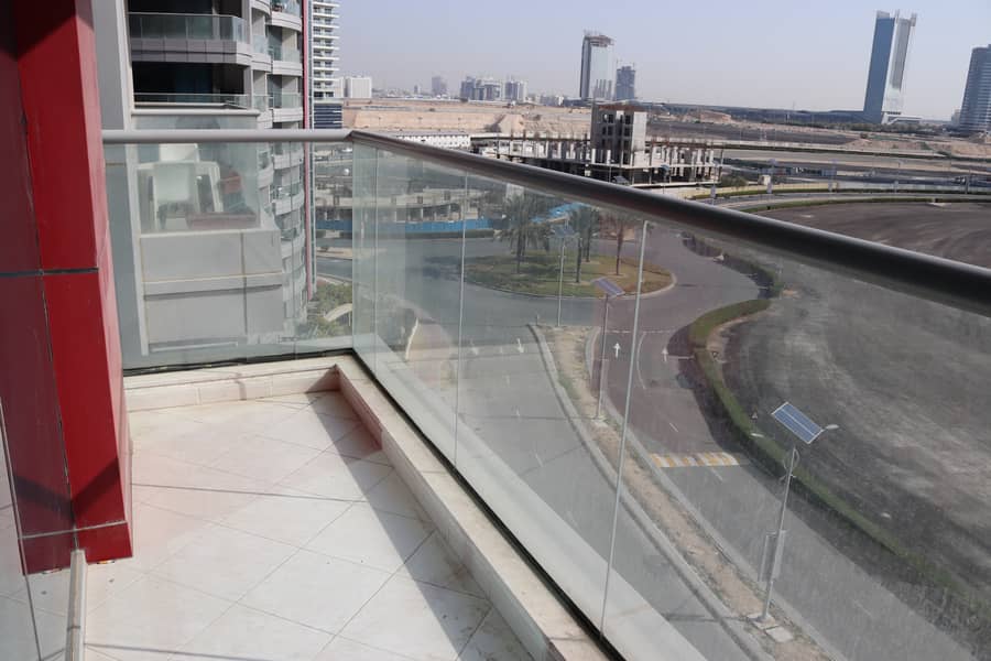 位于迪拜体育城，运河枢纽2号公寓 1 卧室的公寓 550000 AED - 6806736