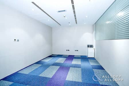 Floor for Sale in Business Bay, Dubai - GOOD ROI | FULLY FITTED | HIGH FLOOR | CANAL VIEWS