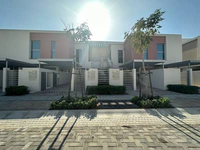 Brand new three bedroom duplex availabile in Zahia for 100,000 AED yearly