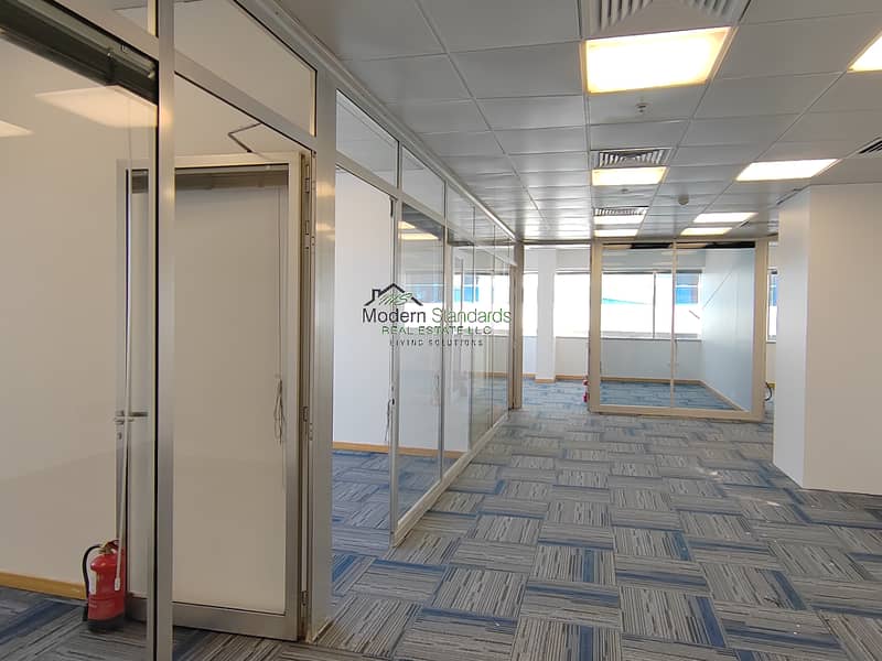 Fully Fitted Office With Glass Partitions | AC Chiller Free