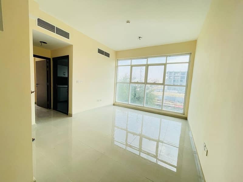 One month free // Deposit only cheque//Brand New 1 bhk with balcony in Aljada area