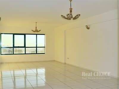 2 Bedroom Flat for Rent in Sheikh Zayed Road, Dubai - Spacious 2BR Apartment | Chiller Free on SZR | Near the Metro Station