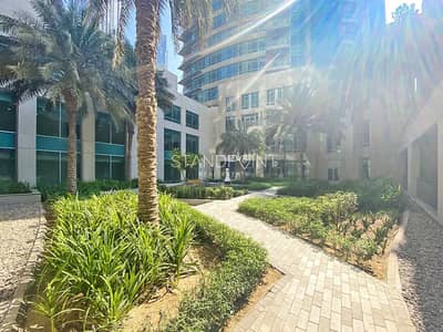 1 Bedroom Flat for Sale in Downtown Dubai, Dubai - Vacant Now | Upgraded | Great Investment