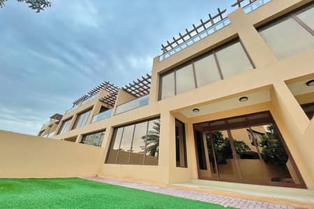 4 Bedroom Villa for Rent in Jumeirah Islands, Dubai - Four Bedroom | Well Maintained | Vacant