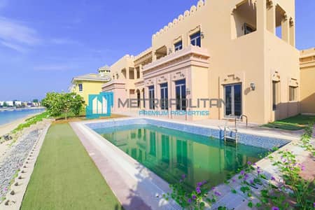 6 Bedroom Villa for Sale in Palm Jumeirah, Dubai - Arabic Style | Extended Plot | Royal Atlantis View
