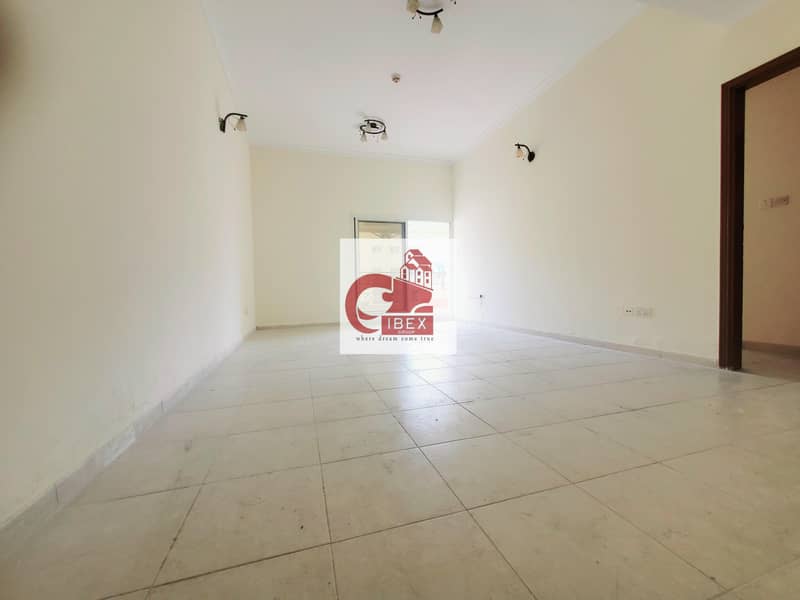 NEAR STADIUM METRO SPACIOUS 1BHK WITH BALCONY FOR FAMILY